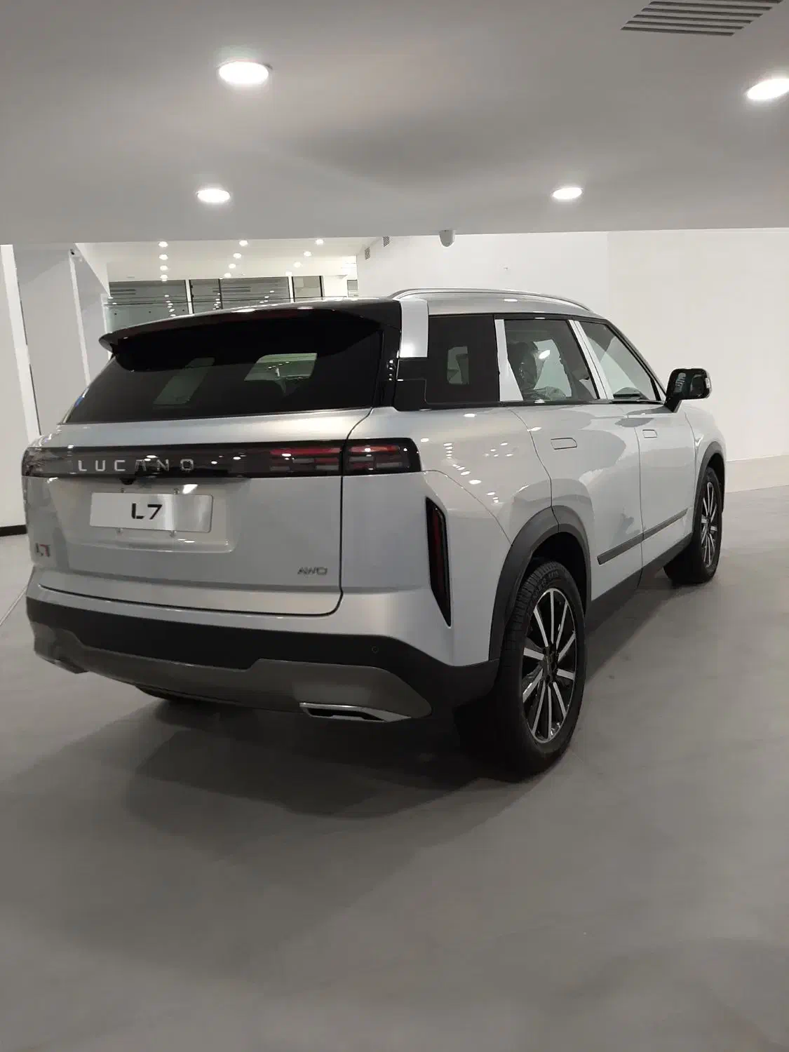 Lucano L7|خودرو سواری و وانت|زاهدان, |دیوار