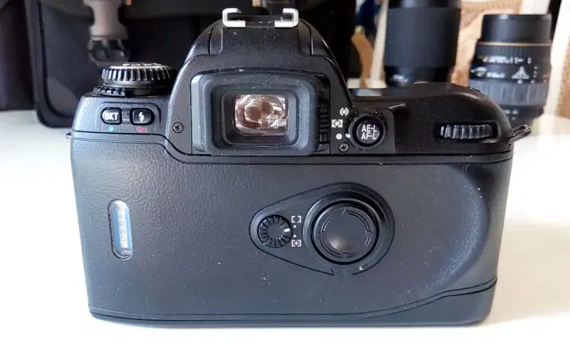 دوربین NIKON N80|دوربین عکاسی و فیلمبرداری|تهران, مهران|دیوار