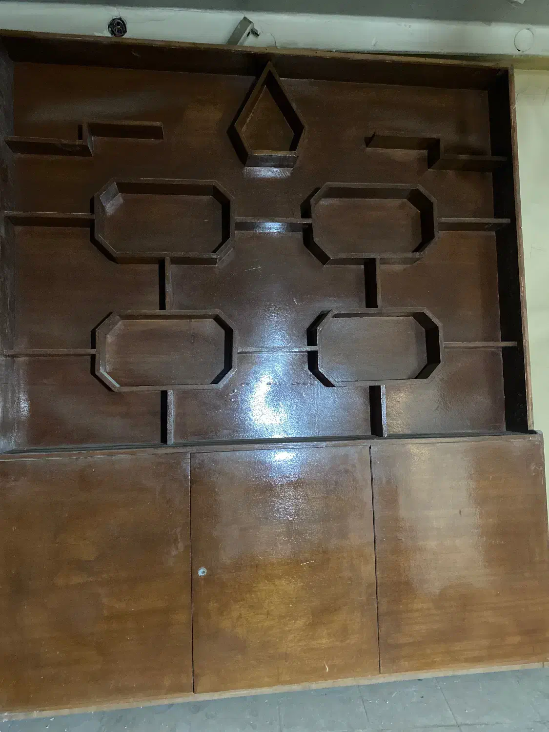 دکوری روکش چوب گردو دست ساز|کتابخانه، شلف، قفسههای دیواری|خرمآباد, |دیوار