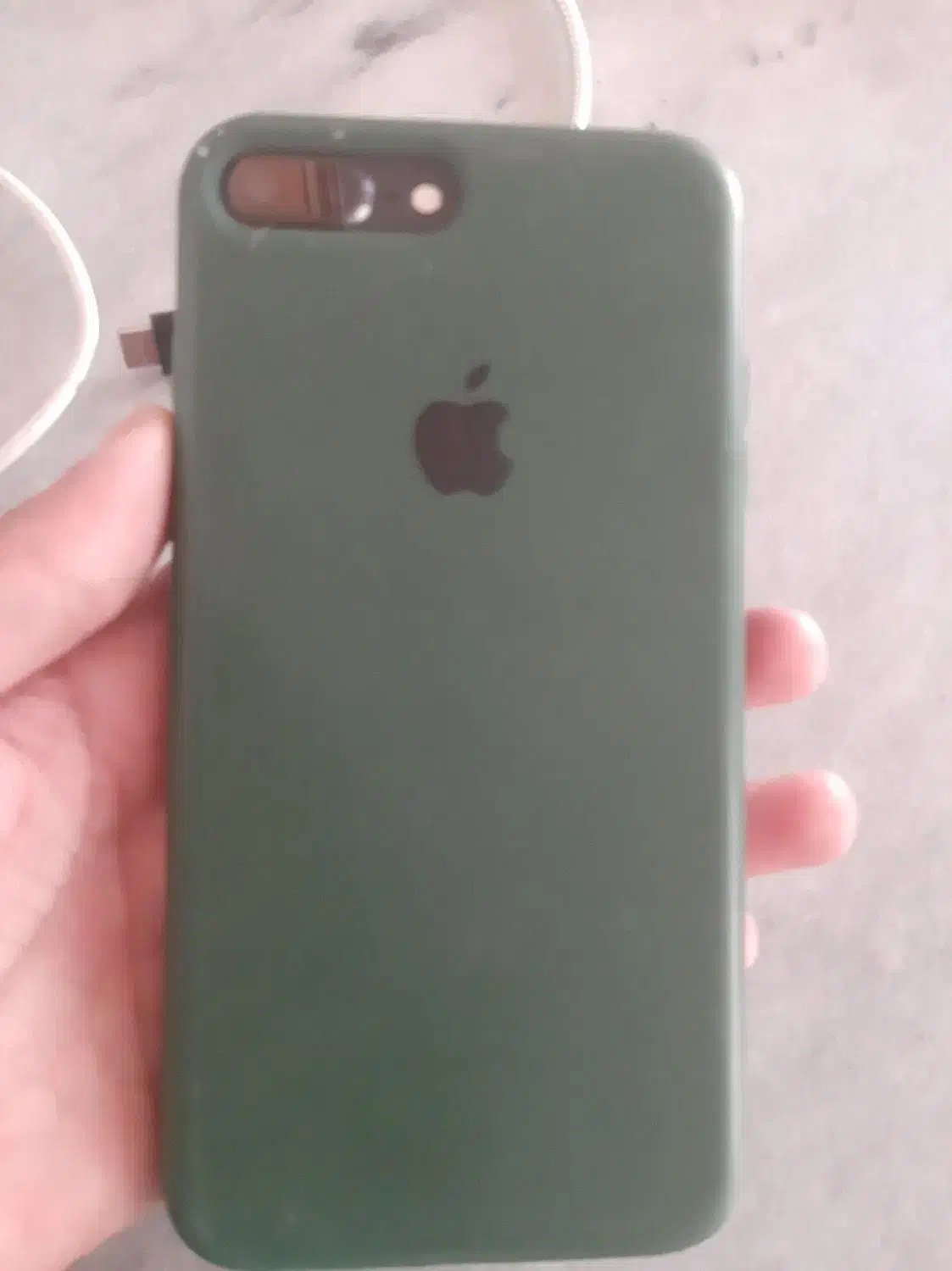 اپل iPhone 8 Plus با حافظهٔ ۶۴ گیگابایت|موبایل|سنندج, |دیوار