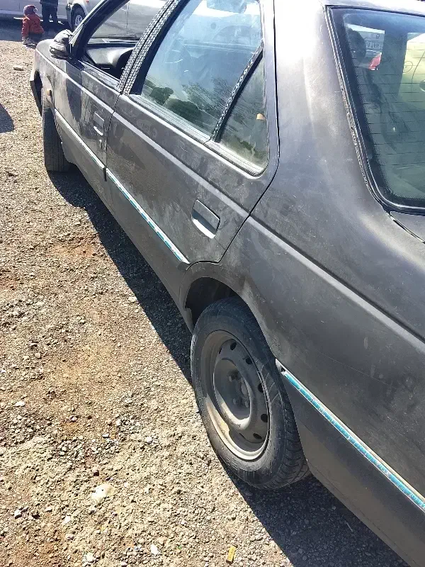 پژو 405مدل ۸۱|خودرو سواری و وانت|قدس, شهرک فرزان|دیوار