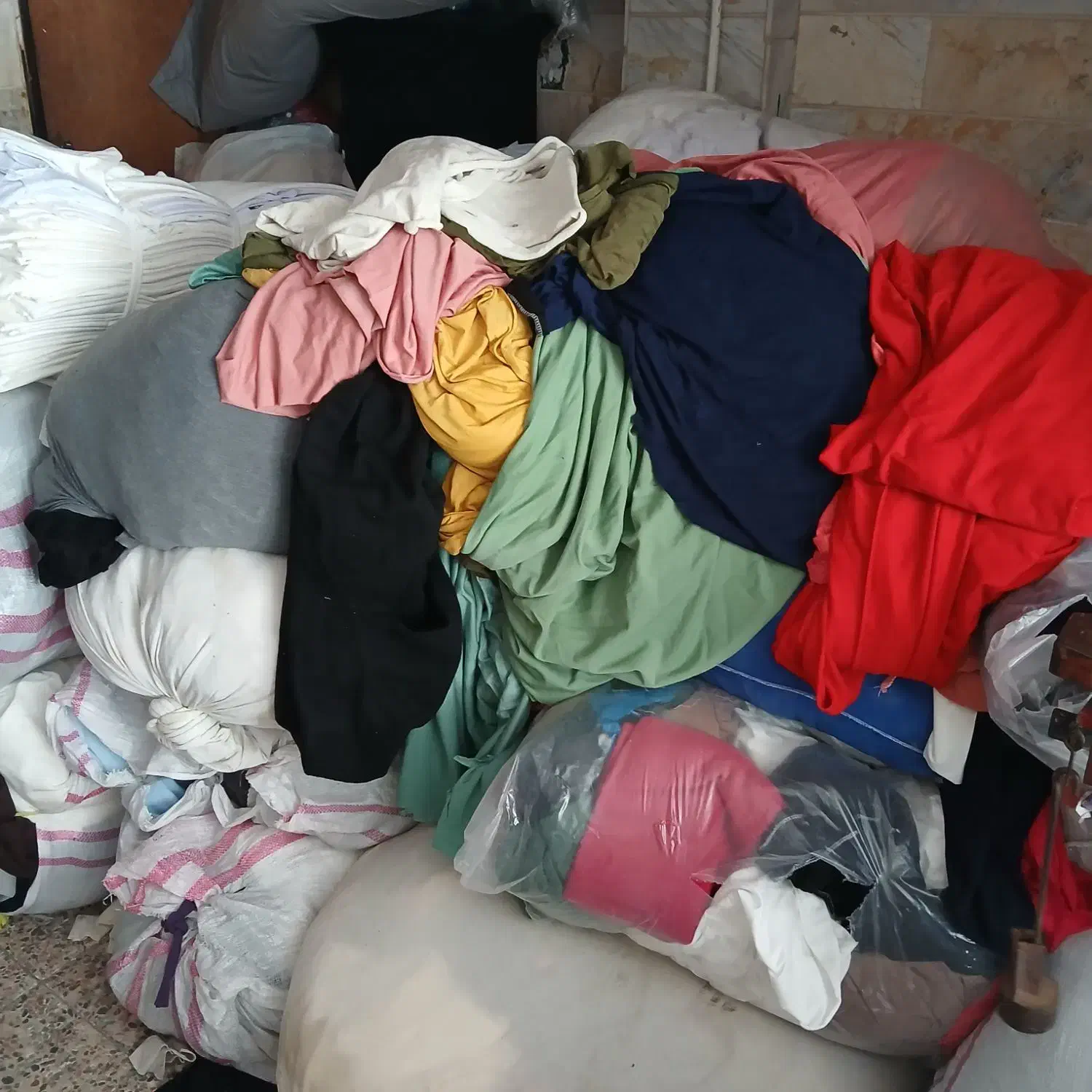 تیکه پارچه دورس پنبه.پارچه کیلویی پنبه.دورس.فوتر|عمده‌فروشی|تهران, اسفندیاری|دیوار