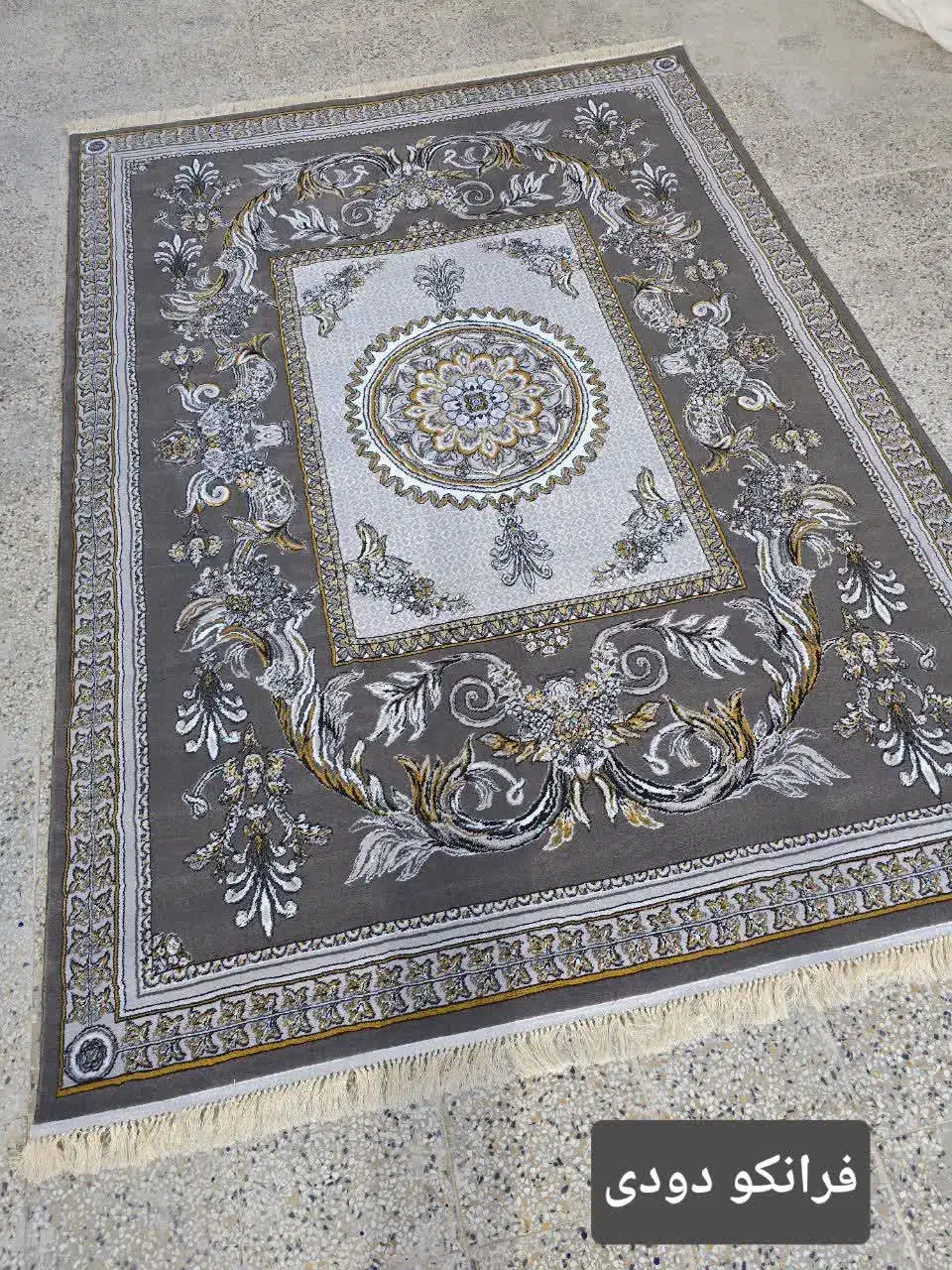 فرش ۵۰۰ شانه فرانکو|فرش|بیرجند, |دیوار