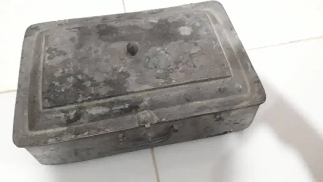 عتیقه قدیمی زیر خاکی|کلکسیون اشیاء عتیقه|شیراز, امام حسین|دیوار