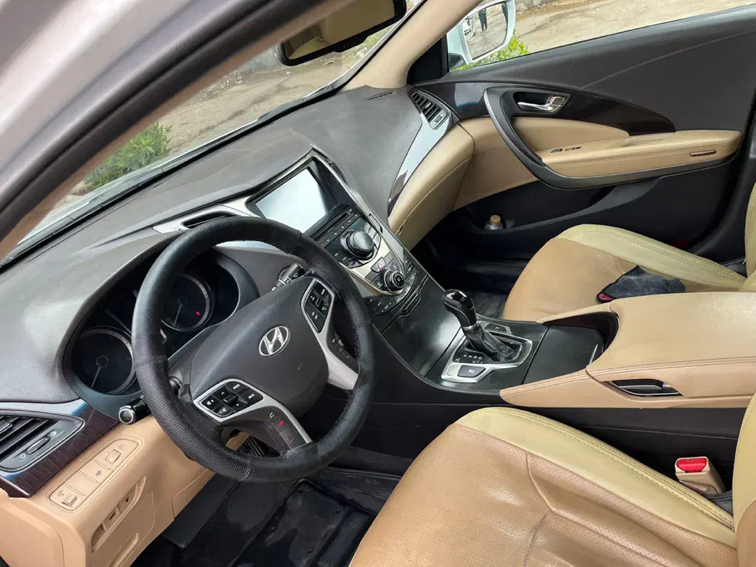 آزرا ۲۰۱۴ خلیج|خودرو سواری و وانت|اهواز, دانشگاه چمران|دیوار