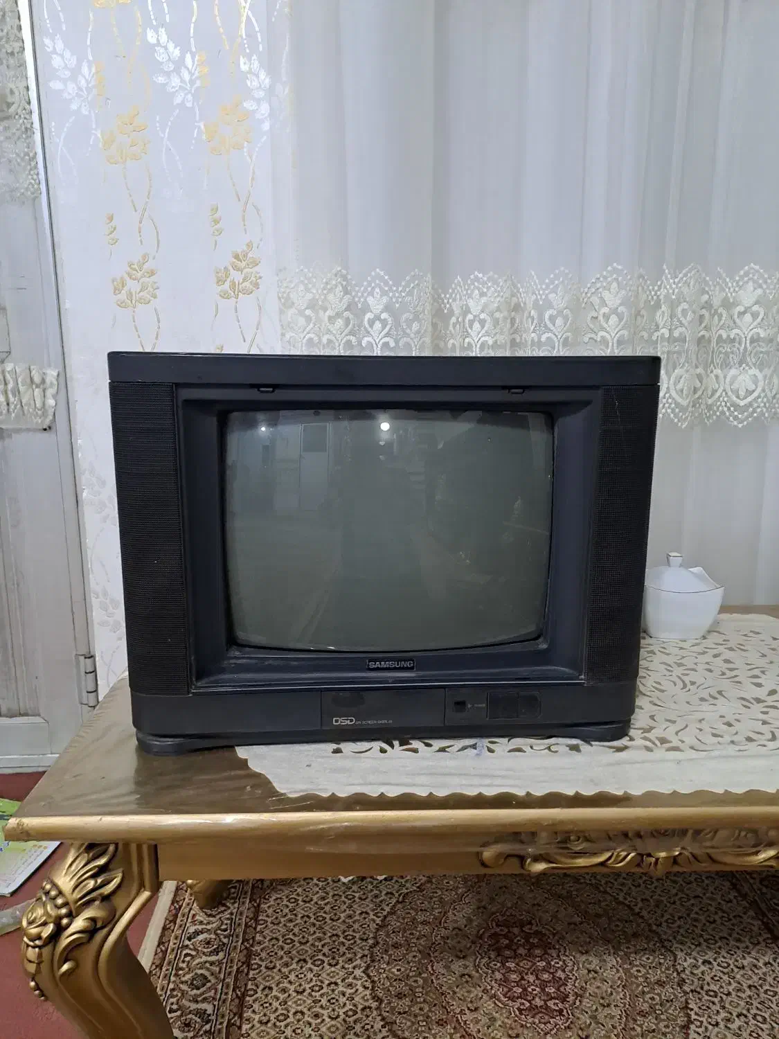 تلویزیون ۱۴ اینچ رنگی سامسونگ|تلویزیون و پروژکتور|خوی, |دیوار