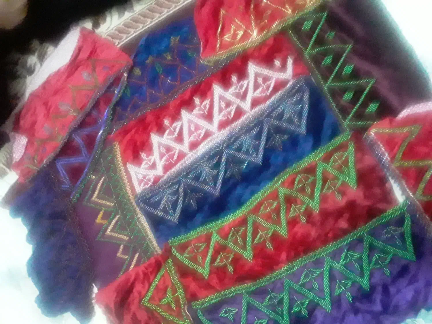 لچک|لباس|ایذه, |دیوار