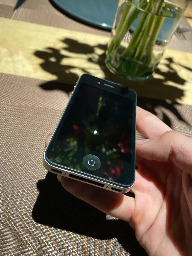 Iphone 4s 16 Gb|موبایل|تهران, جماران (نیاوران)|دیوار