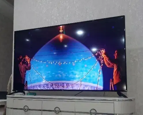 تلویزیون 65 هوشمند فورکی یونیوا|تلویزیون و پروژکتور|خرمآباد, |دیوار