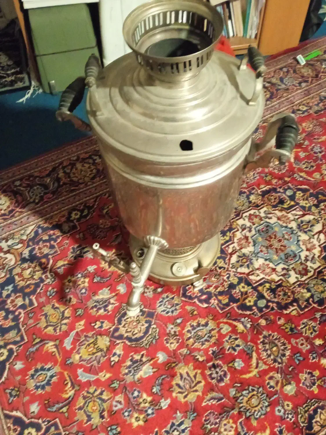 سماور نفتی قدیمی قدمت بالای 50سال|سماور، چایساز، قهوهساز|محمدشهر, شهرک چمران|دیوار