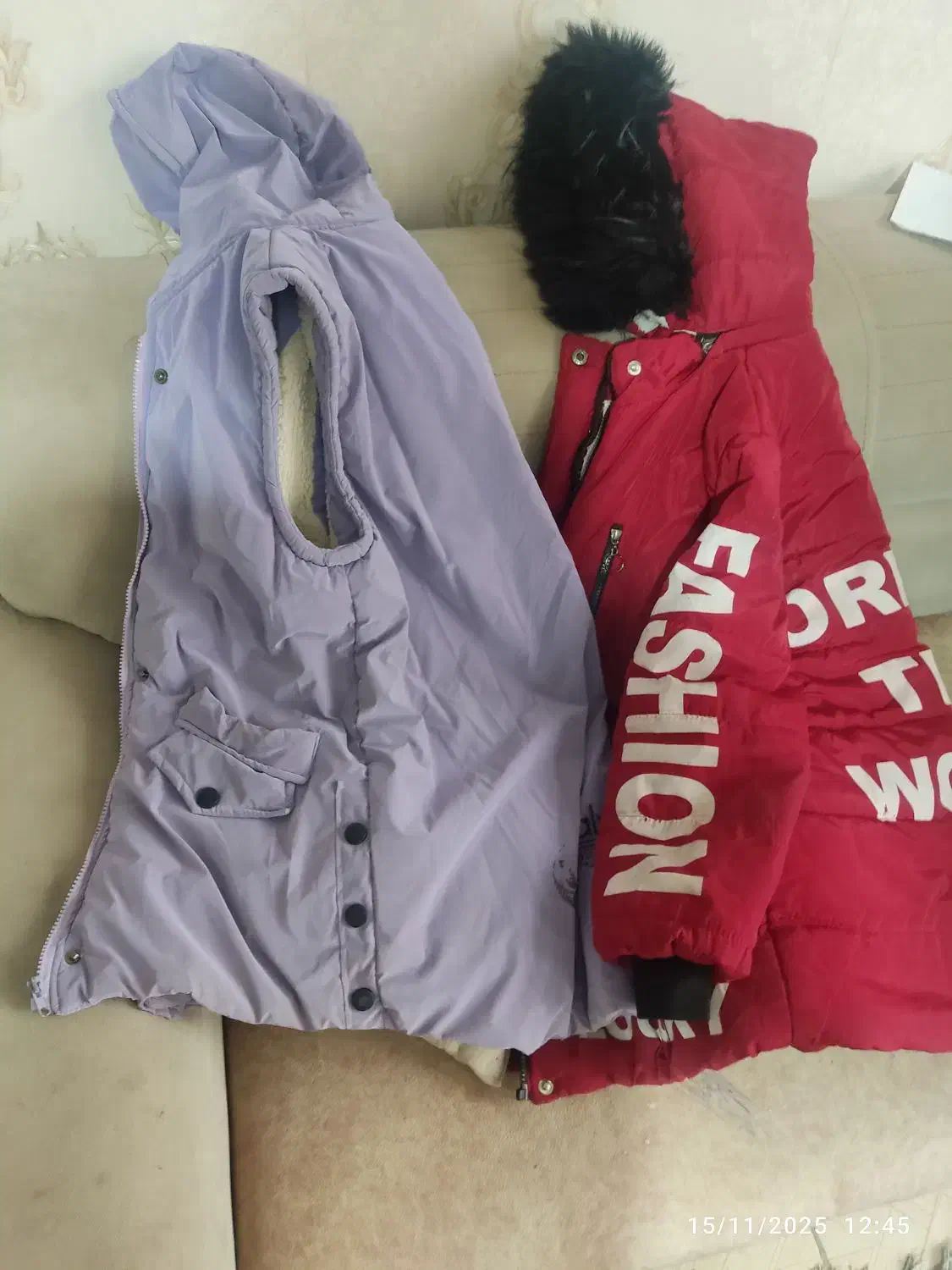 کاپشن و پافر|لباس|قرچک, پویینک|دیوار