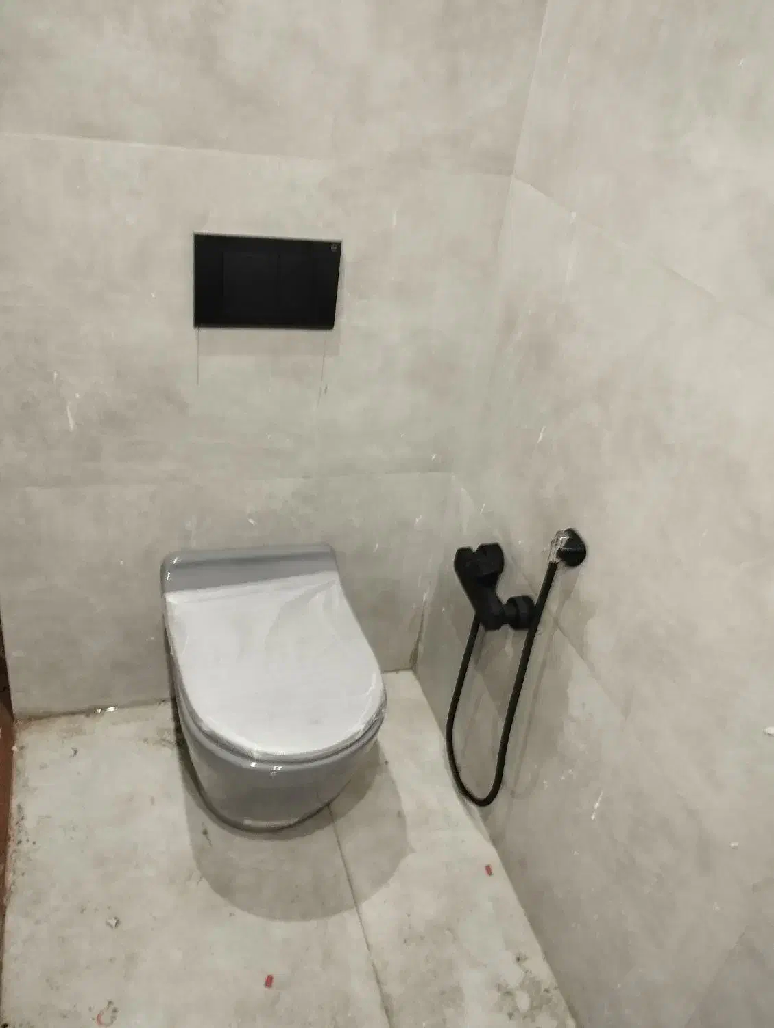 تاسیسات کار|خدمات پیشه و مهارت|کیش, |دیوار