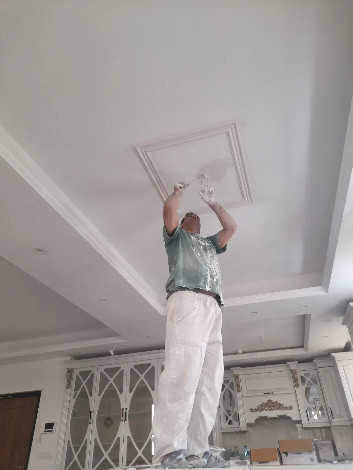 گچکاری تخصصی گچ کاری و تخریب وپنل گچی بنایی|خدمات پیشه و مهارت|تهران, پاسداران|دیوار