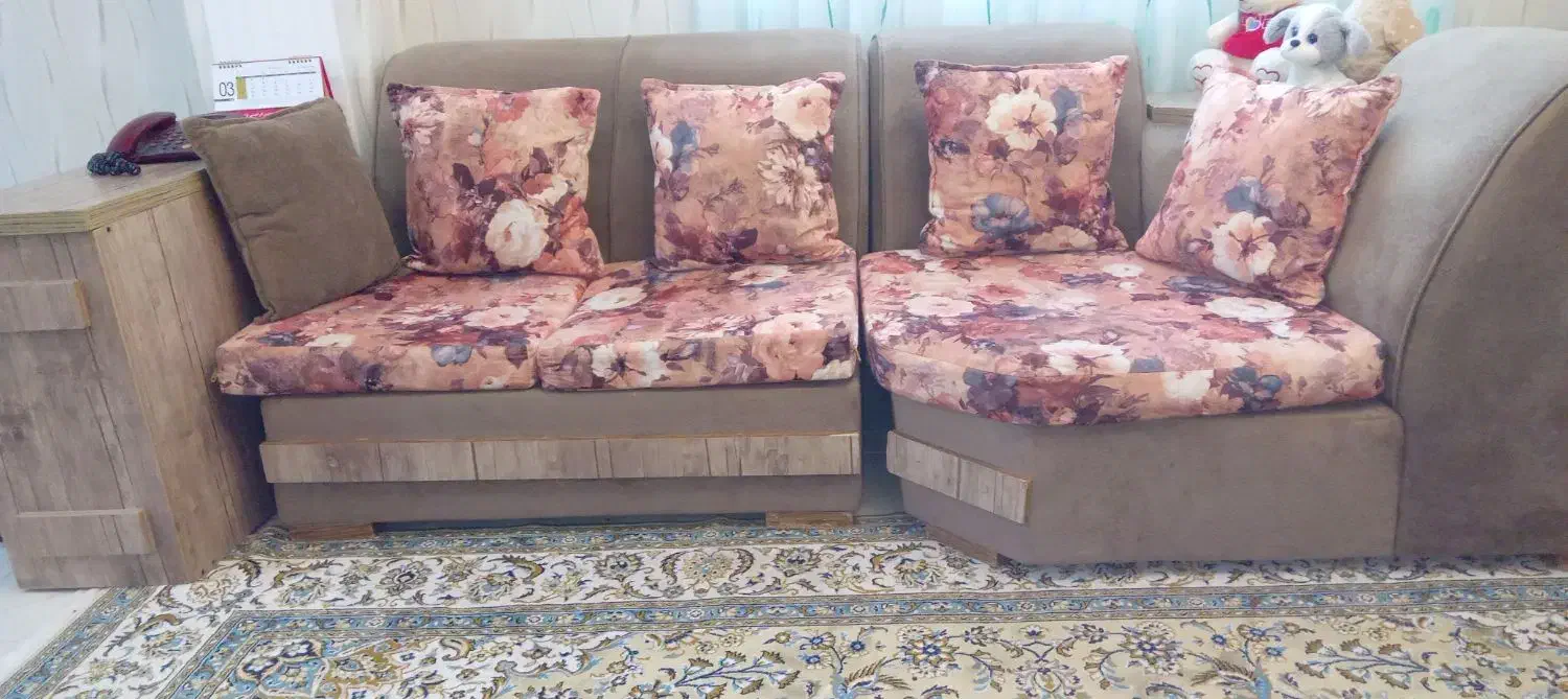 راحتی ومیز نهارخوری ومیز تلویزیون|مبلمان خانگی و میز عسلی|رشت, رودبارتان|دیوار