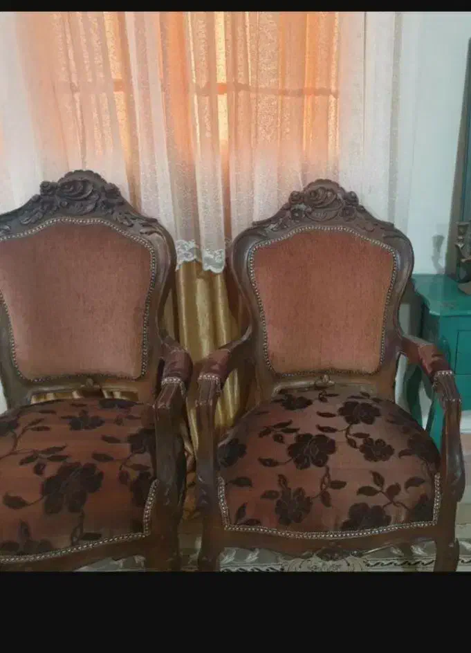 مبل سلطنتی نه نفره کاملا سالم و در  حد نو|مبلمان خانگی و میز عسلی|تهران, شهرک محلاتی|دیوار