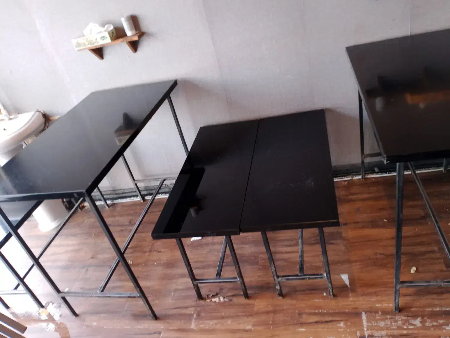 میز و نیمکت ام دی اف|صندلی و نیمکت|اهواز, فرهنگ شهر|دیوار