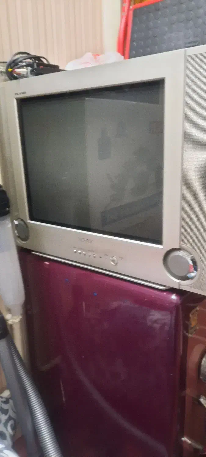 تلویزیون ۲۱ اینچ سامسونگ|تلویزیون و پروژکتور|زنجان, |دیوار