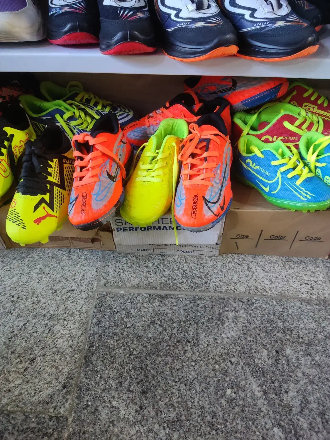 کفش ورزشی مردانه و بچگانه|کیف، کفش، کمربند|گرگان, |دیوار