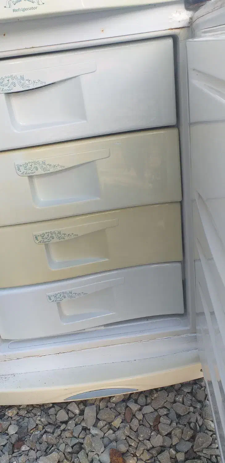 یخچال تمیز مارک قاینار خزر|یخچال و فریزر|نوشهر, |دیوار