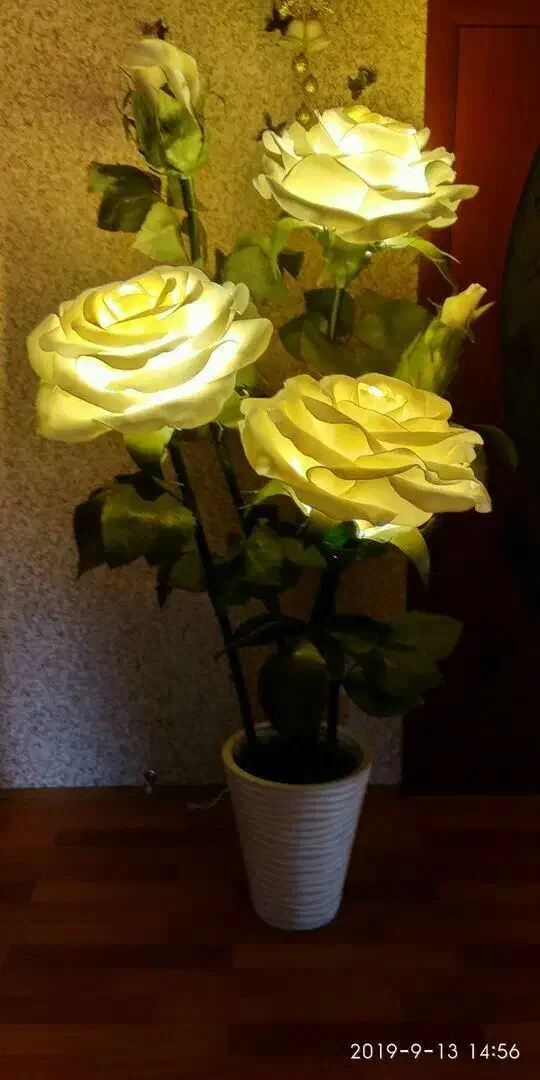 استند گل کنار سالنی|چراغ خواب و آباژور|کرج, فاز ۴ مهرشهر|دیوار