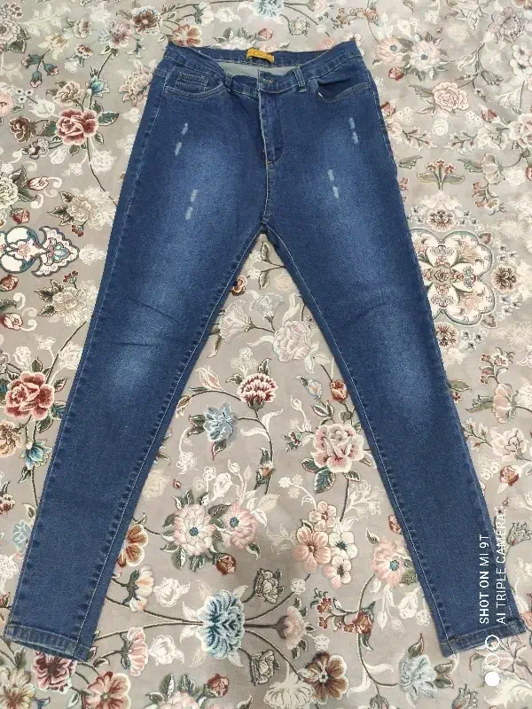 چندتا شلوار لی|لباس|خرمآباد, |دیوار