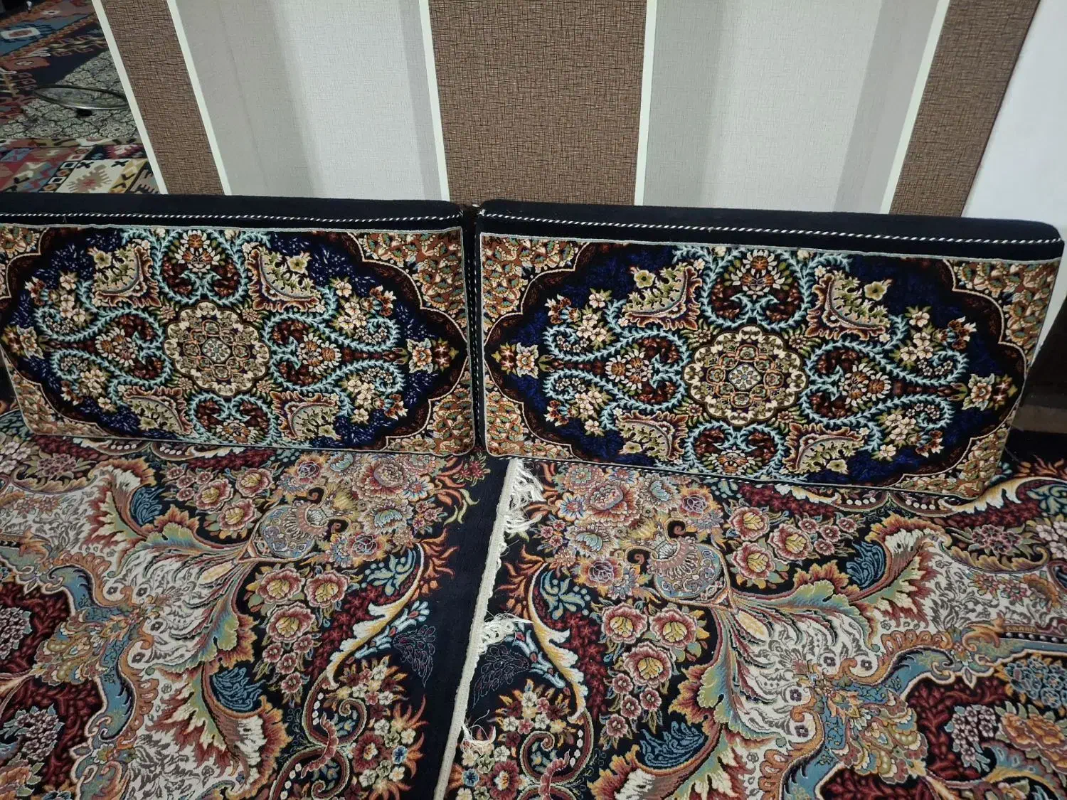 پشتی‌ماشینی‌۴‌عدد|پشتی|ابهر, |دیوار