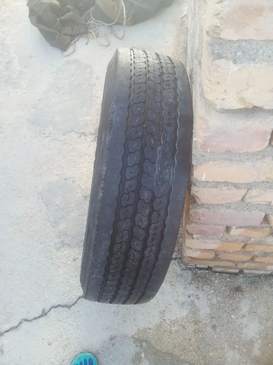 لاستیک بوتو|قطعات یدکی و لوازم جانبی|فامنین, |دیوار