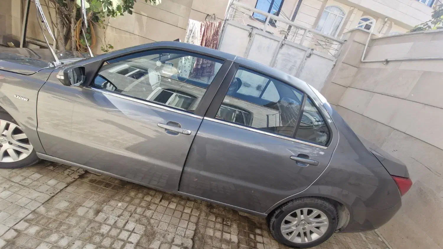 دنا کم کار و کمیاب|خودرو سواری و وانت|سنندج, |دیوار