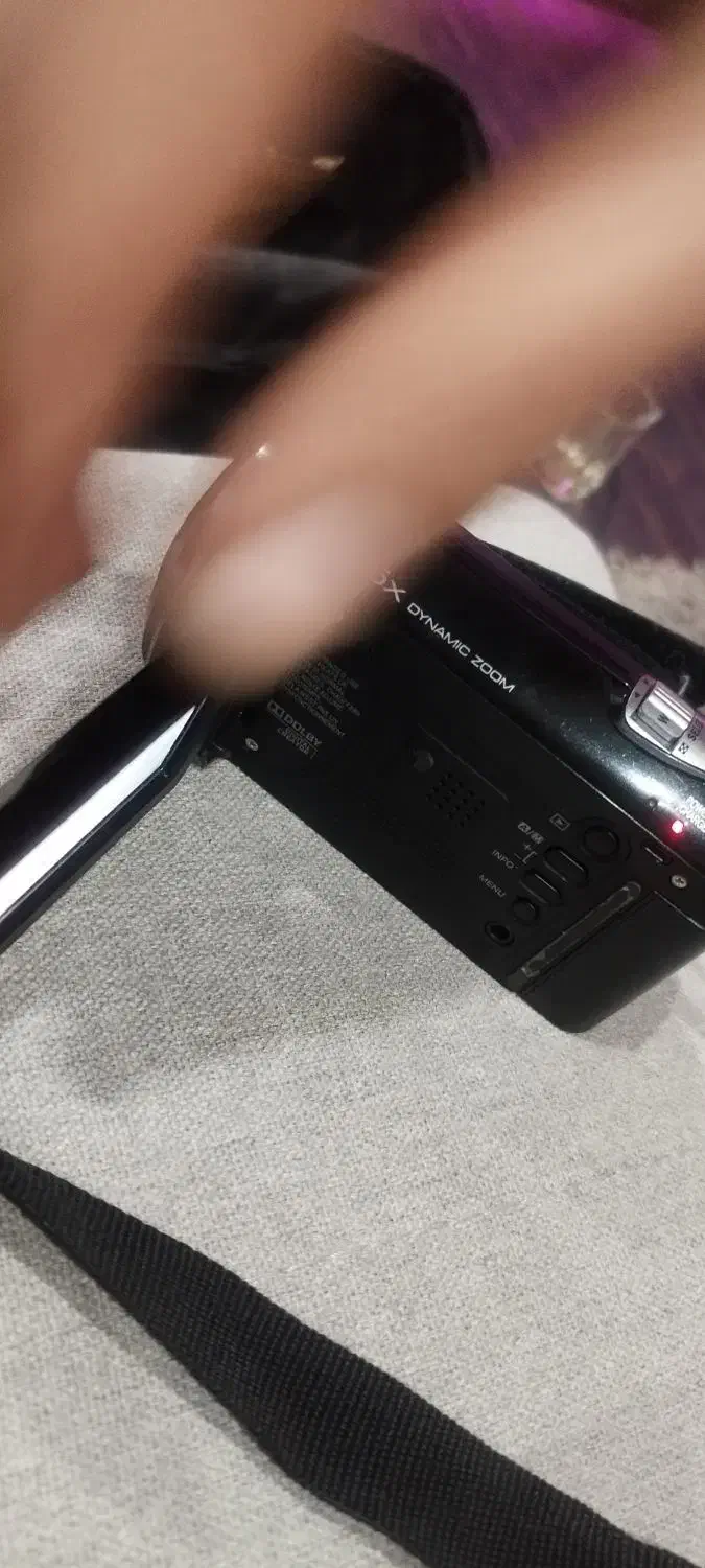 دوربین jvc|دوربین عکاسی و فیلمبرداری|قم, امامزاده ابراهیم|دیوار