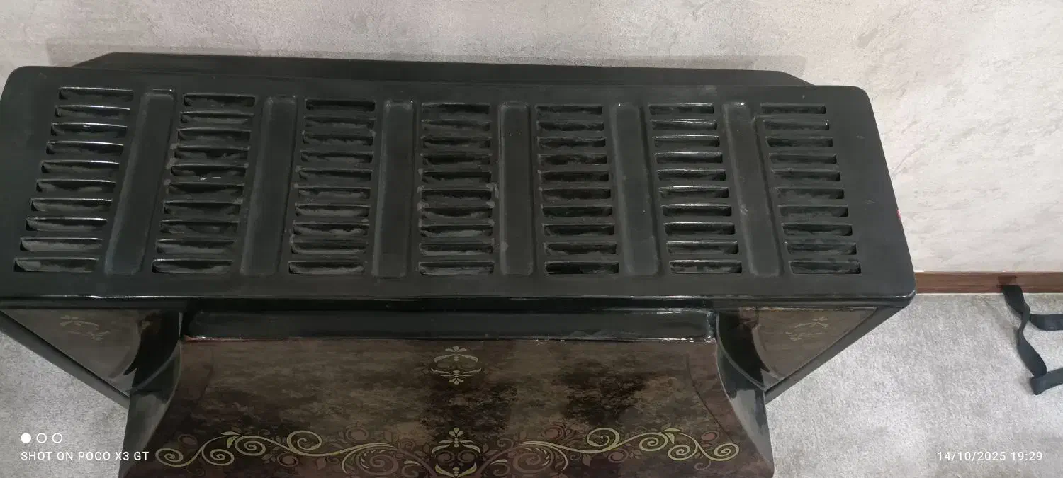 بخاری دودکش دار.بسیار تمیز بدون خرابی|بخاری، هیتر، شومینه|اهواز, رسالت|دیوار