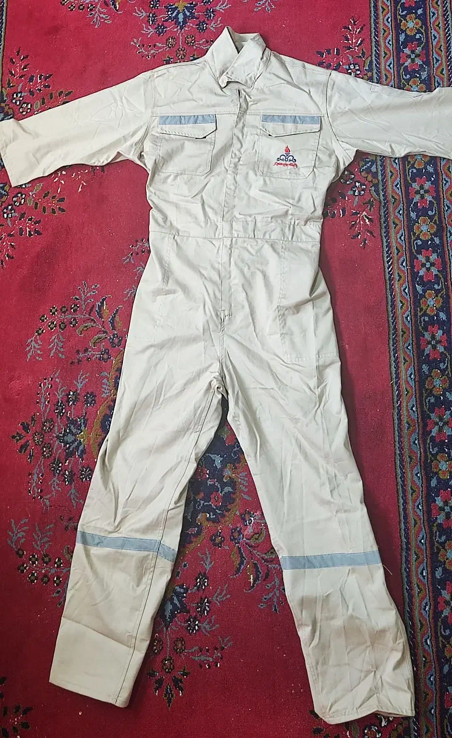 بیلرسوت|لباس|شیراز, شهرک مفتح|دیوار