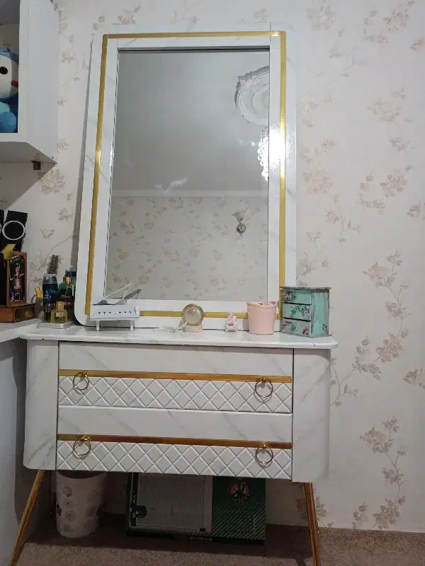 آینه ومیز کنسول|بوفه، ویترین، کنسول|خوی, |دیوار