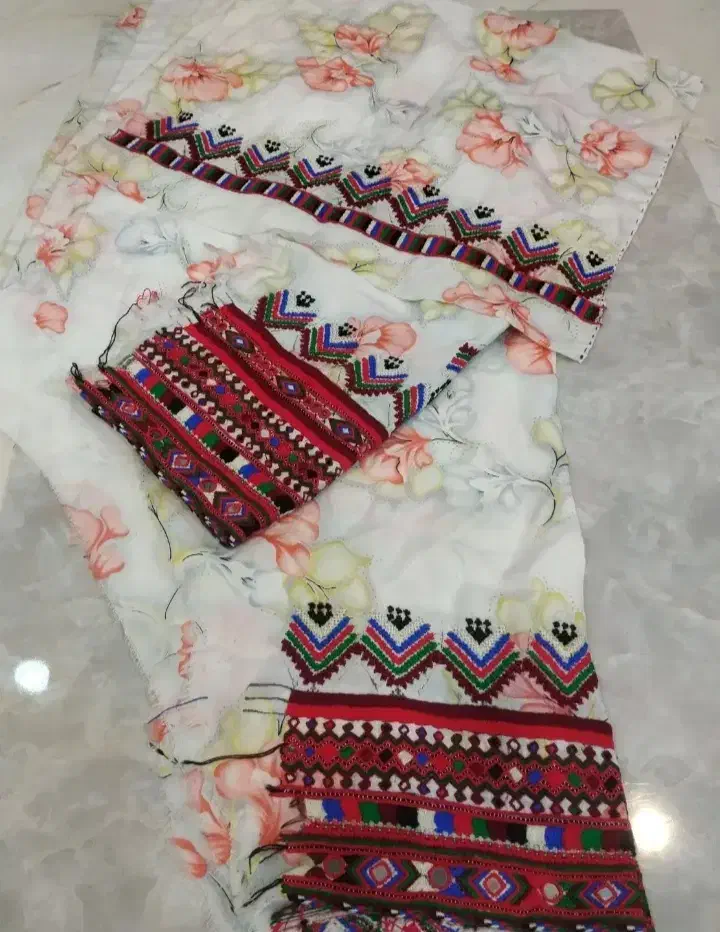 فروش فوری لباس دست دوز|لباس|ایرانشهر, |دیوار