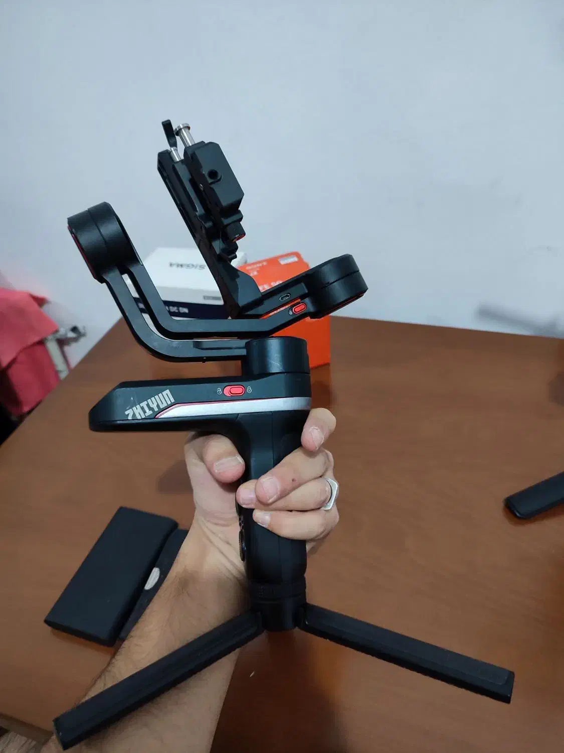 گیمبال ویبیل اس خشک در حد|دوربین عکاسی و فیلم‌برداری|بندر ترکمن, |دیوار