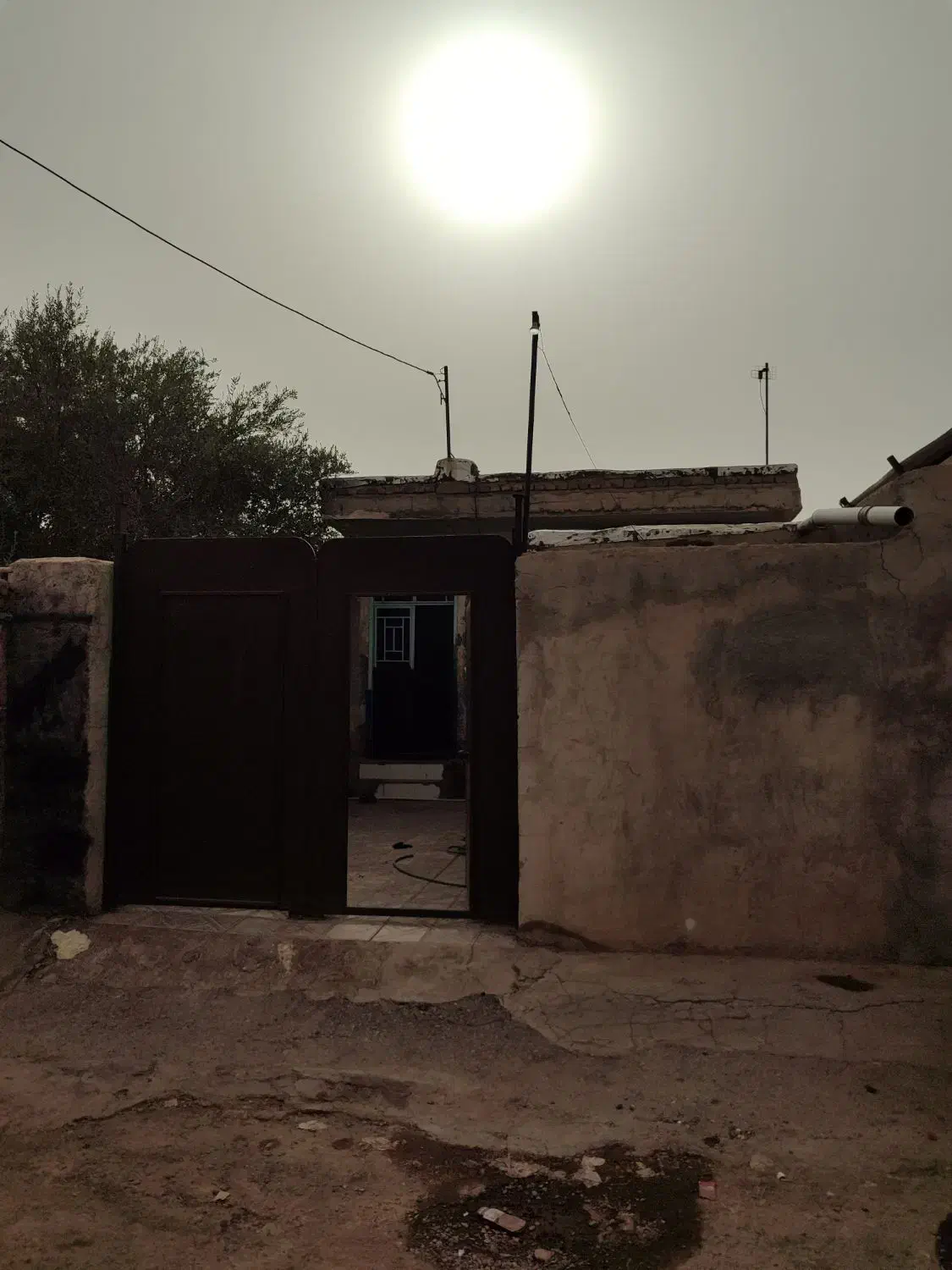 فروش ملک مسکونی خیابان آزادی کوچه آزادی4سندتک برگ|فروش خانه و ویلا|جیرفت, |دیوار