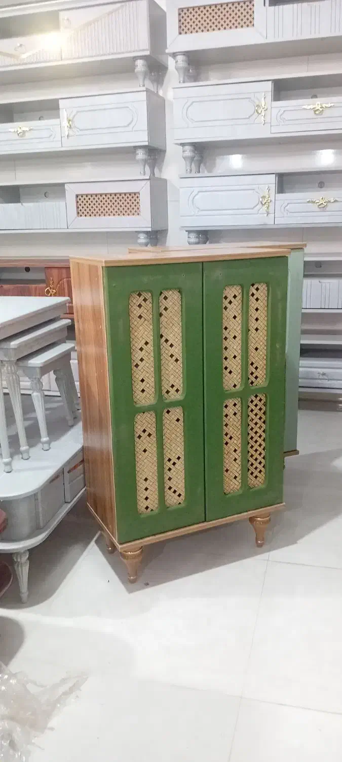 جام جم یزد|جاکفشی، کمد، دراور|یزد, |دیوار