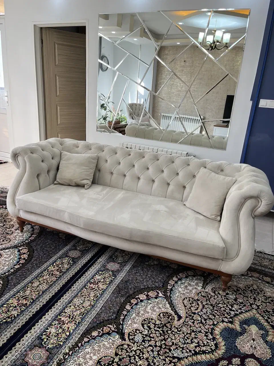 مبل ۸ نفره با میز وسط و گل میز|مبلمان خانگی و میز عسلی|صدرا-فارس, فاز ۲|دیوار