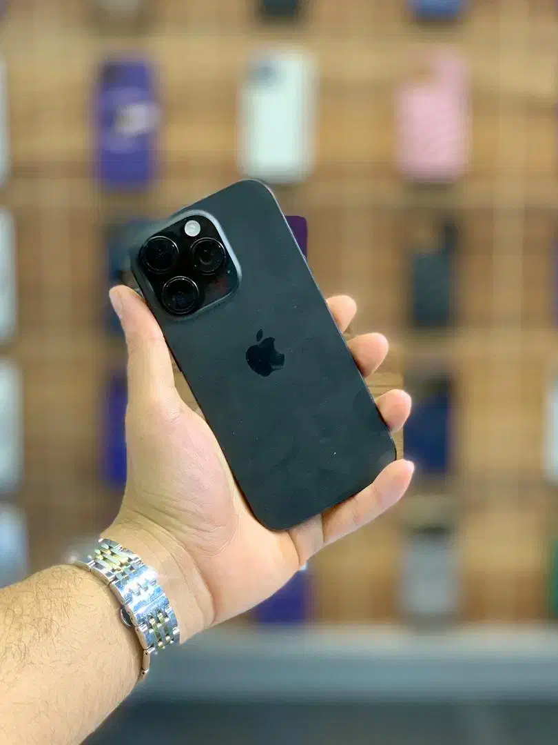 استثناییIPhone 16 Pro 256 ریجسترشده/با گارانتی *|موبایل|اصفهان, احمدآباد|دیوار