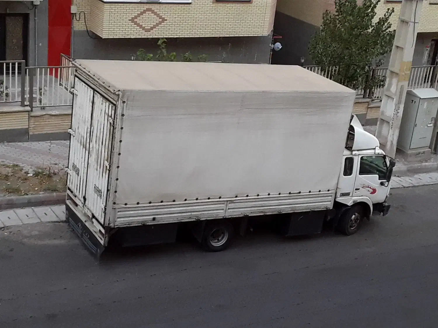 استخدام راننده پایه ۲ با کارت هوشمند|استخدام حمل و نقل|سهند, |دیوار