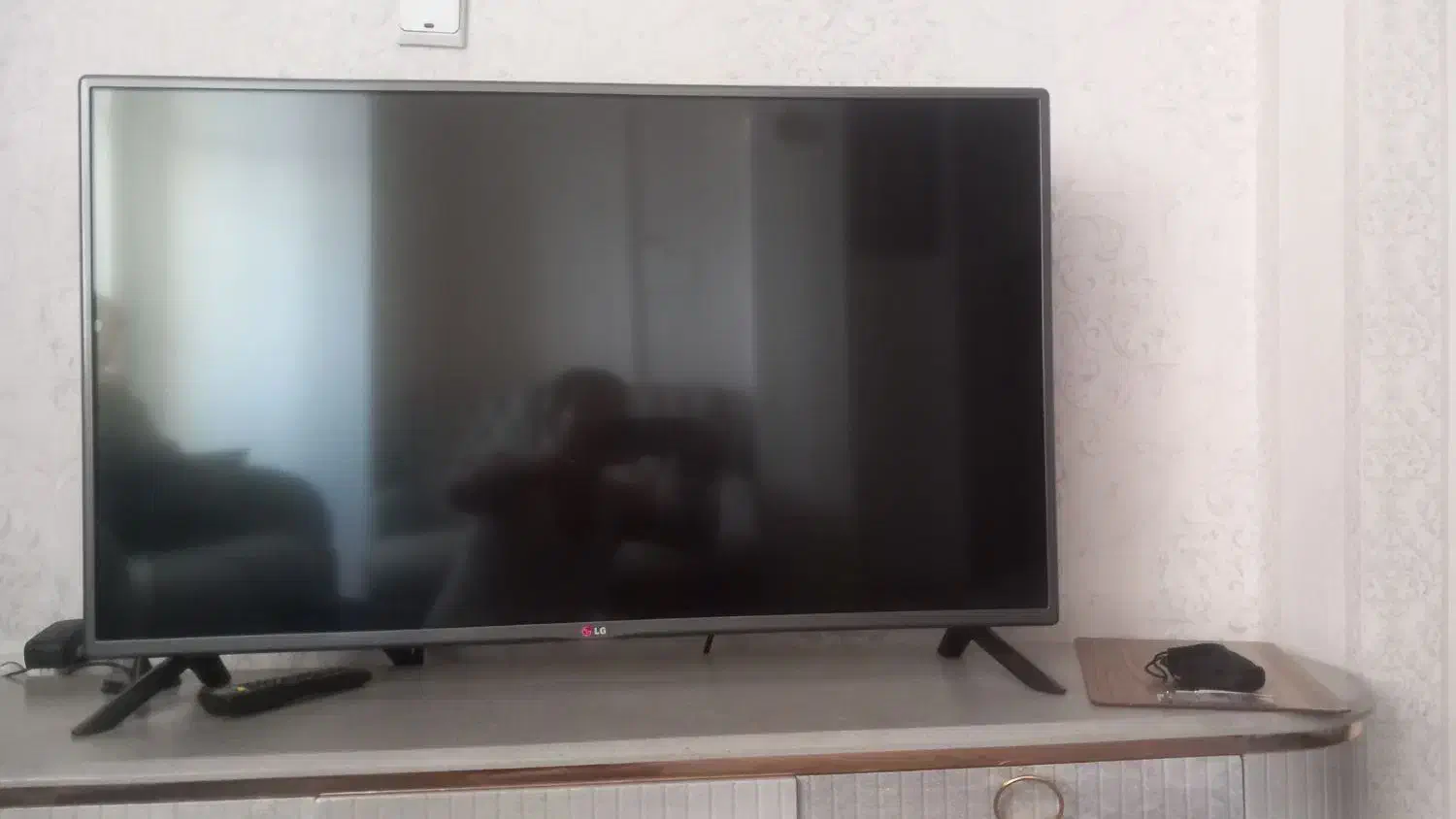 تلویزیون ال ای دی ۴۲ اینچ. ال جی اصل|تلویزیون و پروژکتور|مراغه, |دیوار