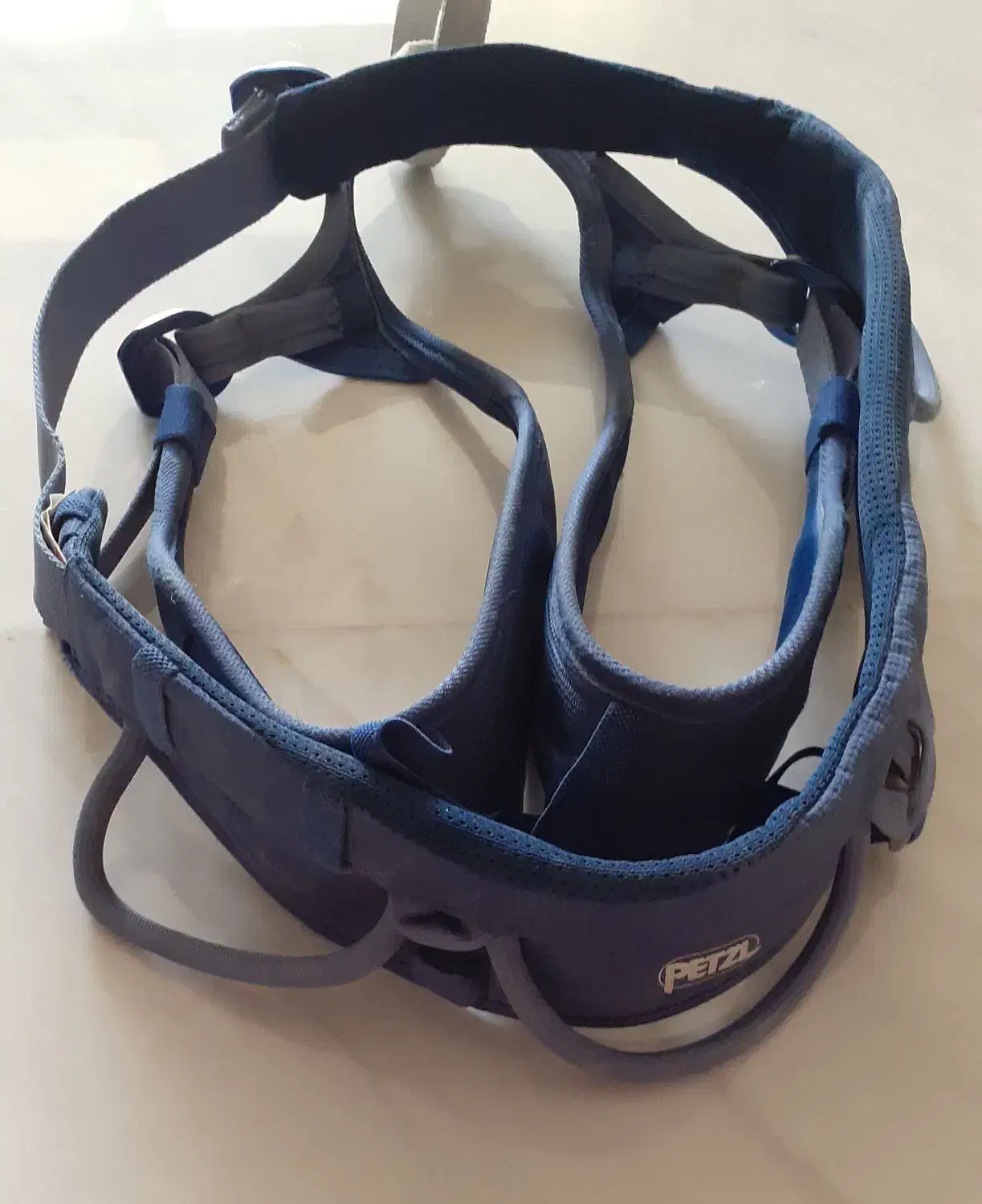 هارنس ادجاما|کوهنوردی و کمپینگ|اصفهان, جلفا|دیوار