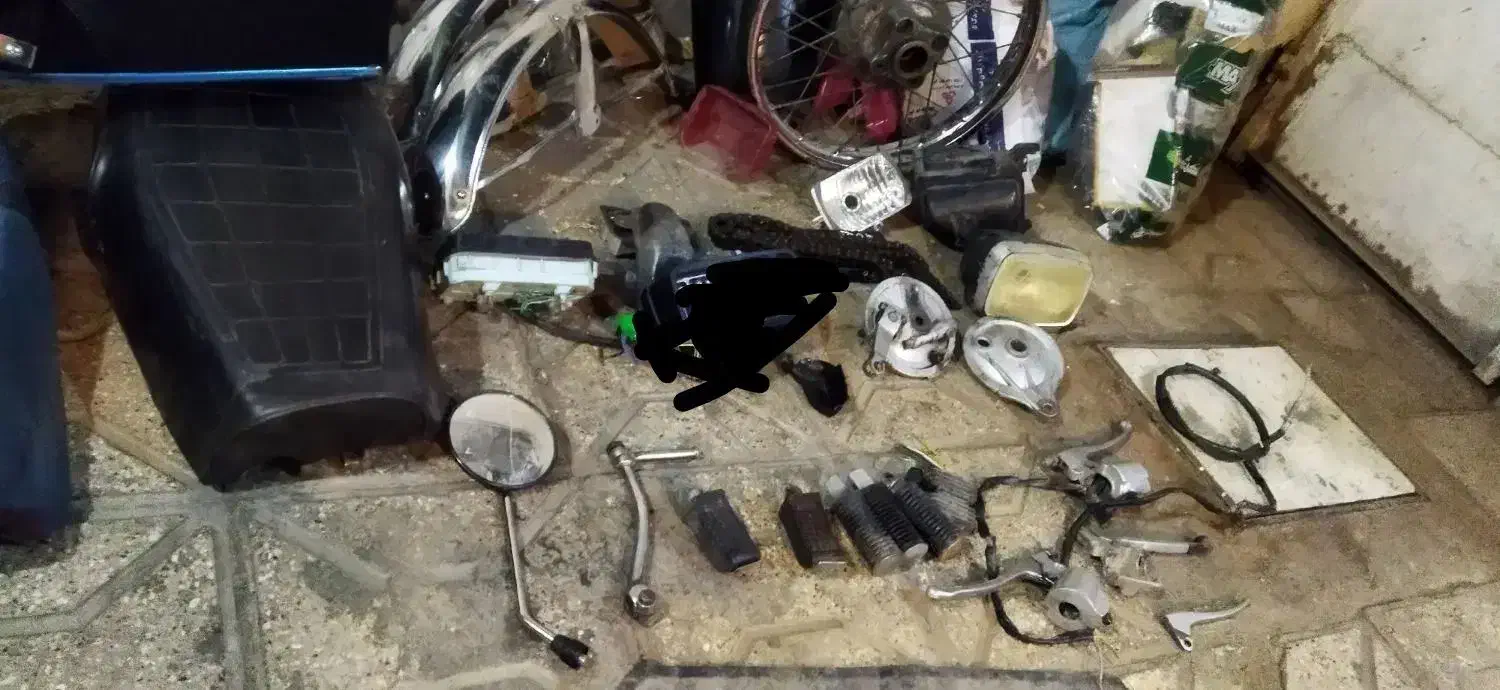 لوازم هندا طوقه اگزوز زین گلگیردرب لنت کیلومتر|قطعات یدکی و لوازم جانبی|مشهد, طبرسی شمالی|دیوار