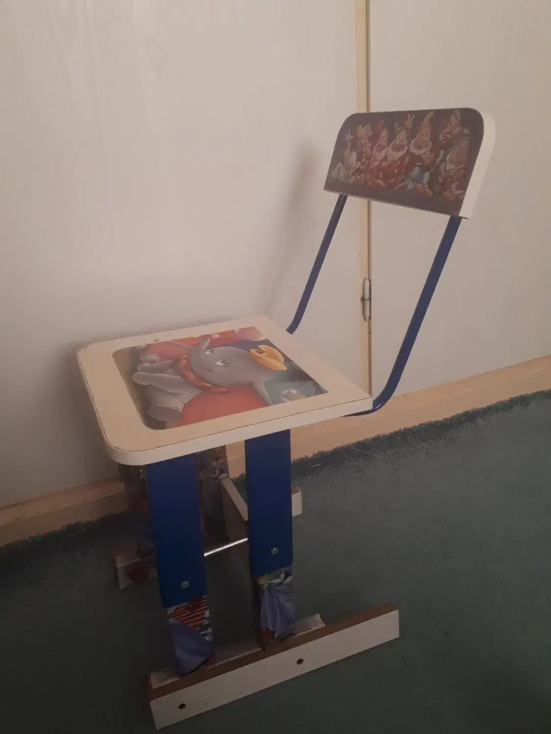 صندلی مناسب برای تحریر ابتدایی ها|میز تحریر و کامپیوتر|ساوه, |دیوار