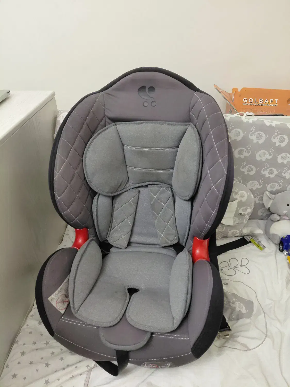 صندلی ماشین کودک|تخت و صندلی بچه|ری, شهید غیوری (ابن باویه)|دیوار