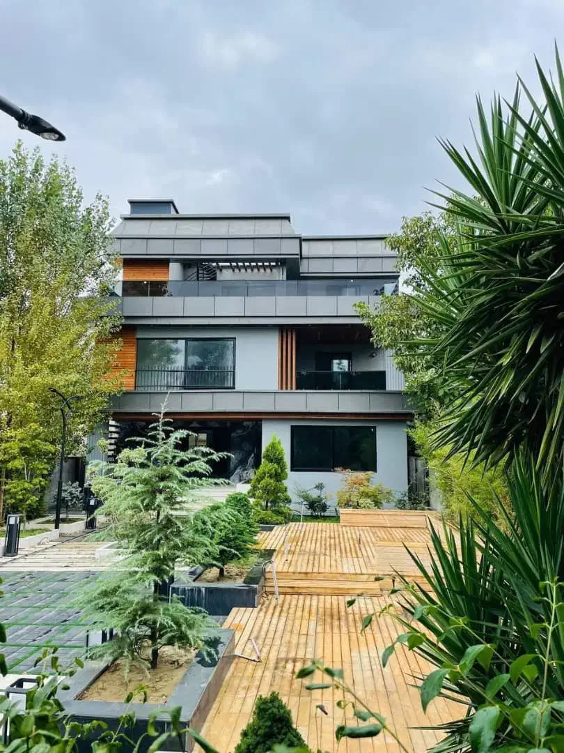 ابر ویلا منطقه ۵خواب بااسانسور و ویو وداخلی بینظیر|فروش خانه و ویلا|نور, |دیوار