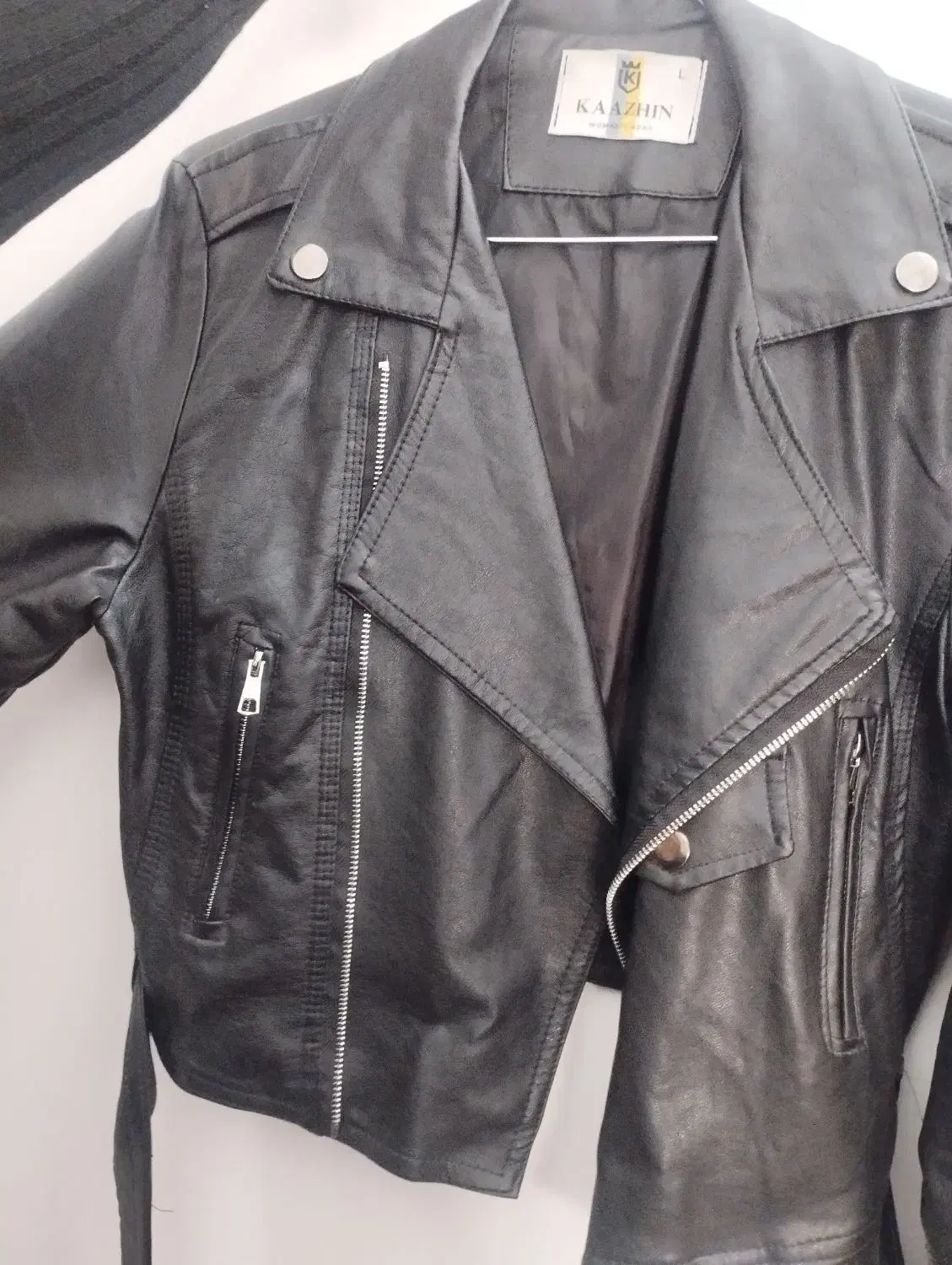 کت چرم|لباس|گنبد کاووس, |دیوار