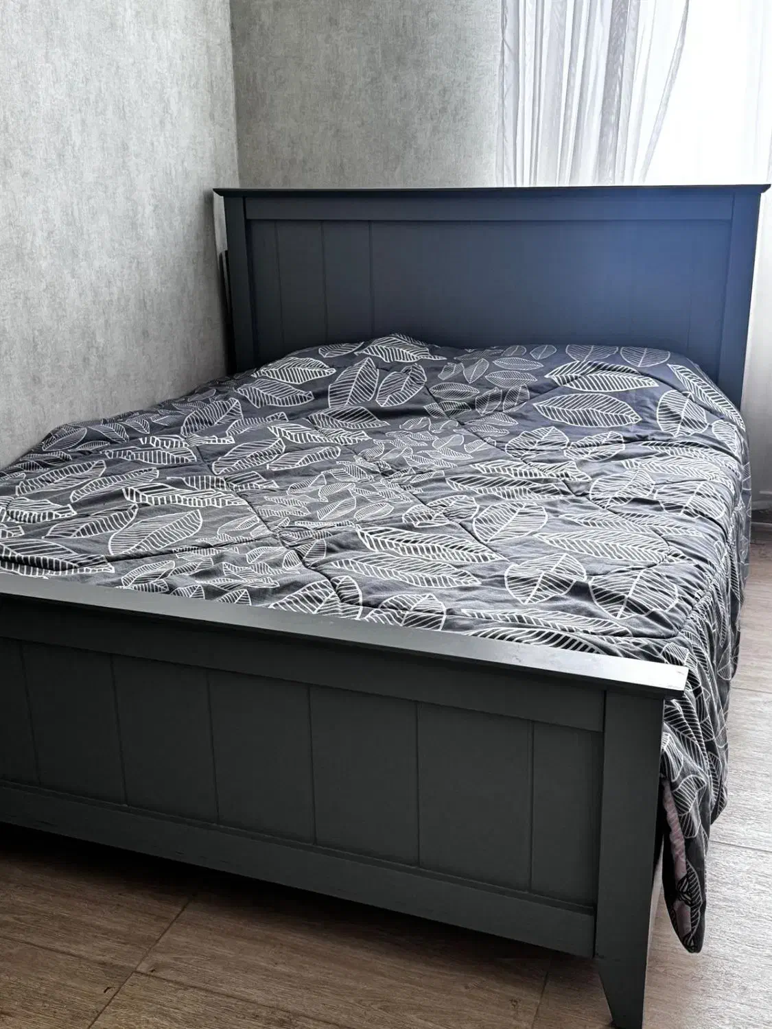 تشک خواب|تشک تختخواب|رشت, دروازه لاکان|دیوار