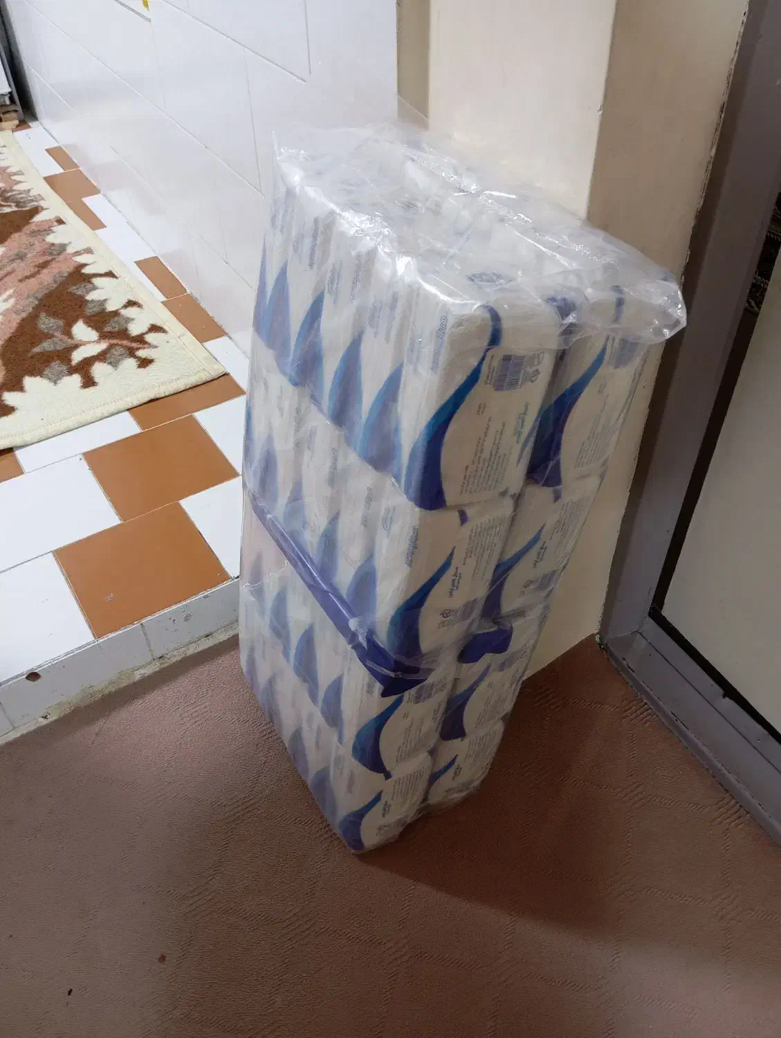 دستمال کاغذی ۱۵۰ برگ قیمت عمده|مواد شوینده و دستمال کاغذی|ارومیه, |دیوار