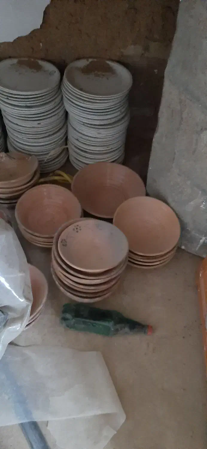 بشقاب|ظروف پختوپز|تربت جام, شهرک آزادگان|دیوار