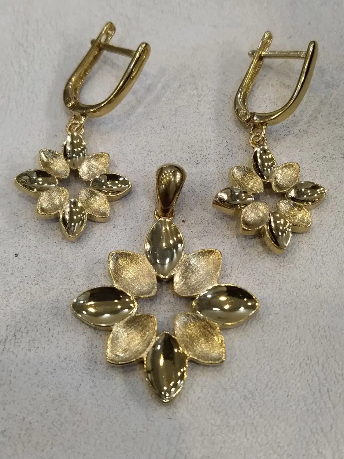 نیم ست نو|جواهرات|نیشابور, شهرک بهداری|دیوار